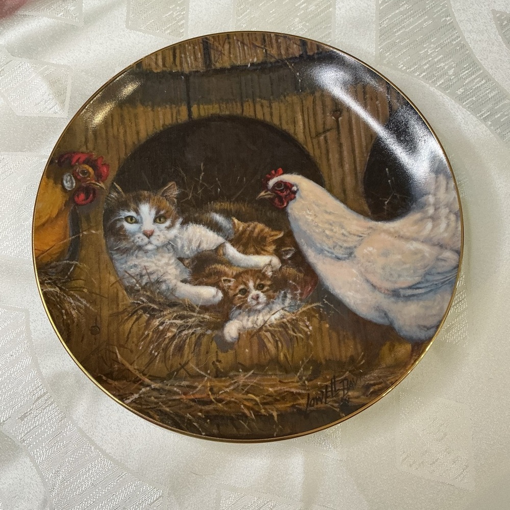 Decorative Plate with Cats and Chickens
